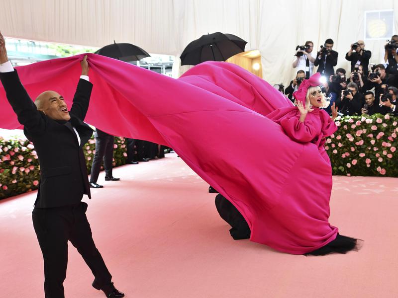 Lady Gaga participa da gala beneficente do Instituto de Arte do Metropolitan Museum of Art comemorando a abertura da exposição "Camp: Notes on Fashion" em 6 de maio de 2019, em Nova York.